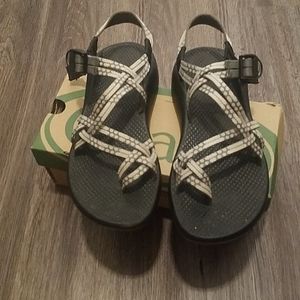 Womens chaco sandals zx2 size 9